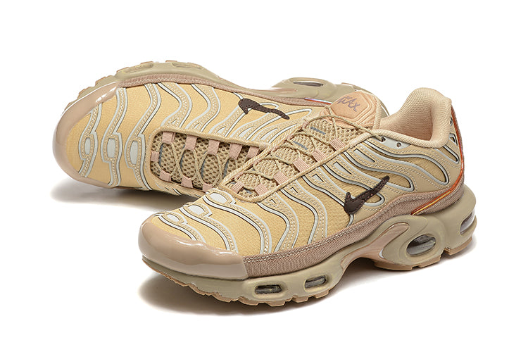 Nike Air Max Plus
Sesame