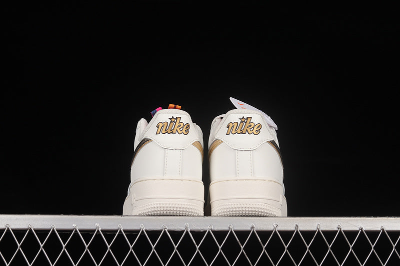 Nike Air Force 1 LV8
Double Swoosh Silver Gold (GS)