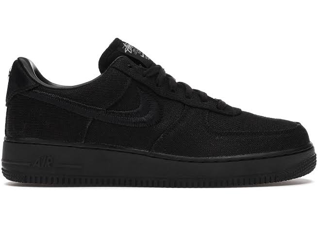 Nike Air Force 1 Low
Stussy Black