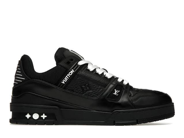 Louis Vuitton Trainer
Black Embossed Monogram