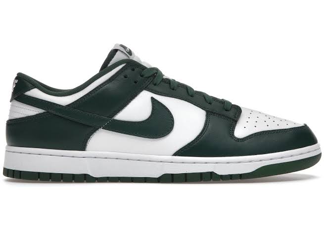 Nike Dunk Low
Michigan State (GS)