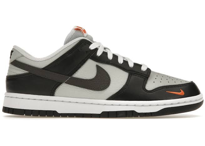 Nike Dunk Low
Black Total Orange Mini Swoosh