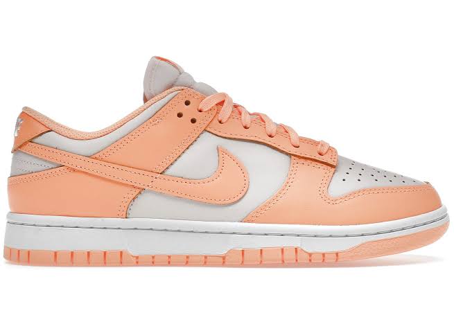 Nike Dunk Low
Peach Cream