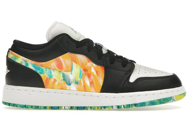 Jordan 1 Low
Tie Dye (GS)