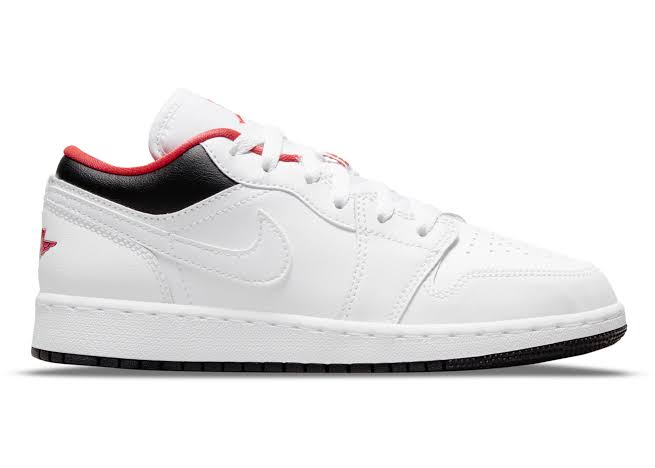 Jordan 1 Low
White Black Infrared (GS)