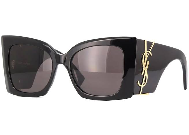 Saint Laurent Oversized Sunglasses
Black/Black (SL-M119-BLAZE-001)