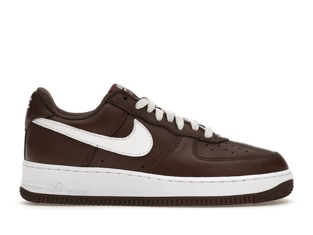 Nike Air Force 1 Low Retro
Color of the Month Chocolate