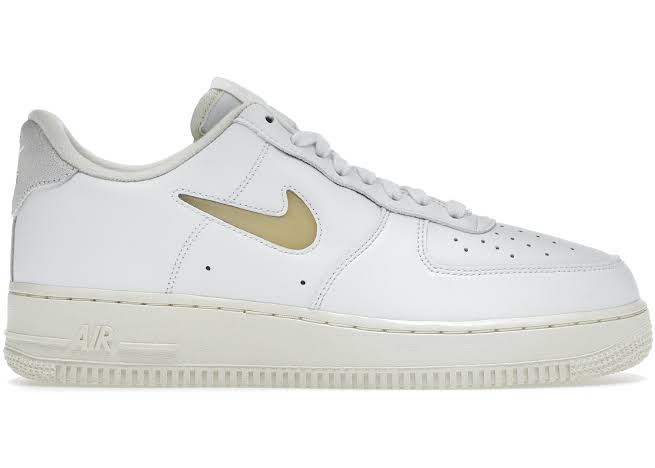 Nike Air Force 1 Low '07
Jewel Pale Vanilla