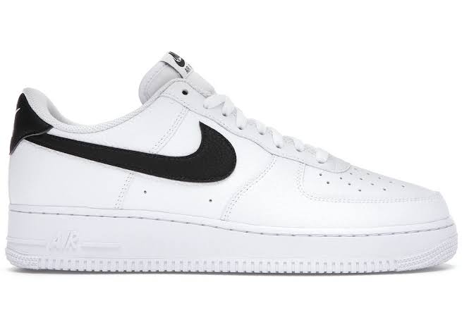 Nike Air Force 1 Low '07
White Black Pebbled Leather