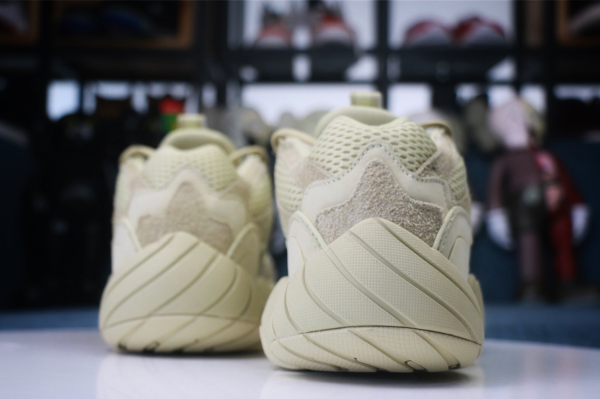 大阪正規品 28cm yeezy 500 super moon メンズ | bca.edu.gr