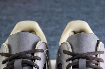 Adidas Yeezy Boost 700 Magnet