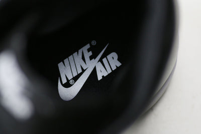 Jordan 1 Retro High Silver Toe