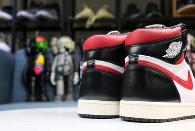 Jordan 1 Retro High Black Gym Red