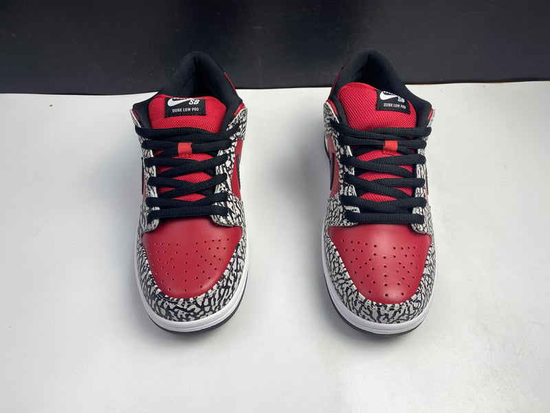 Nike Dunk SB Low Supreme Red Cement