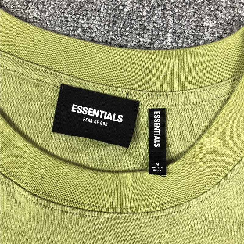 Camiseta Fear Of God Essentials Verde Escuro