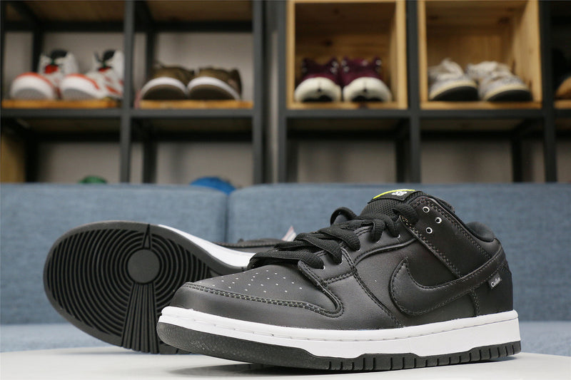 Nike SB Dunk Low Civilist