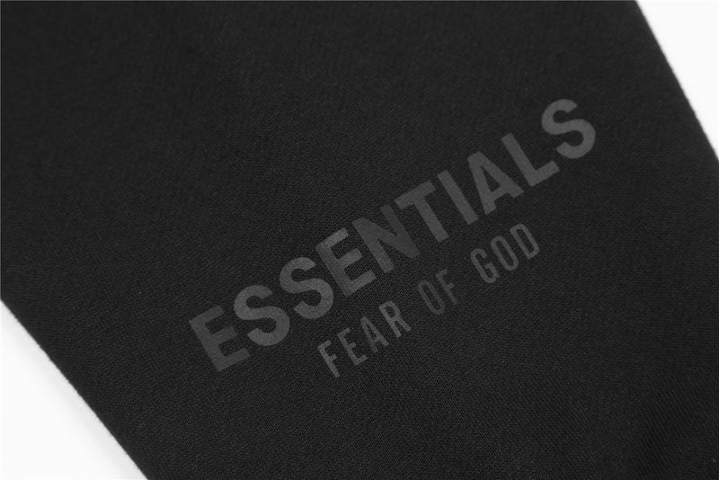 Blusa Fear Of God
Essentials Preto