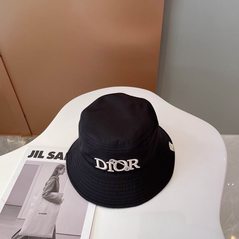 Bucket Dior 7
