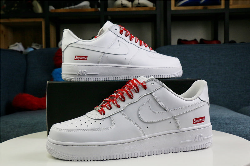 Nike Air Force 1 Low Supreme White