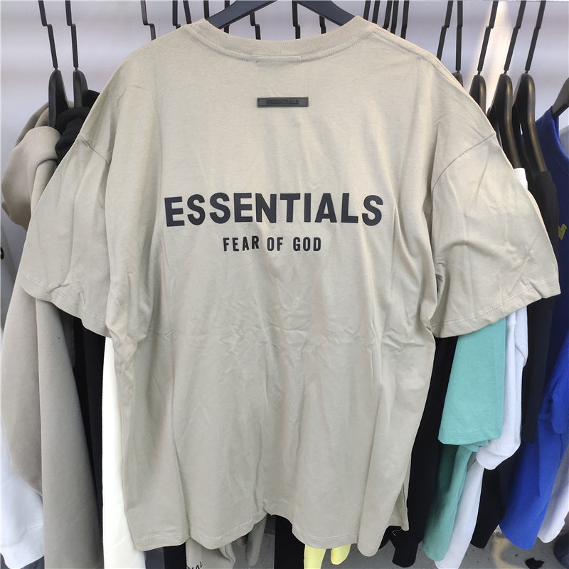 Camiseta Fear Of God Essentials Camelo