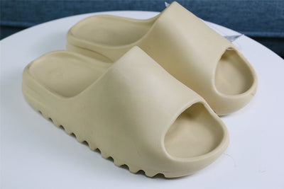 Adidas Yeezy Slide Desert Sand