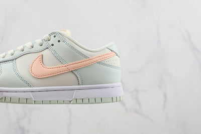 Dunk Low Barely Green