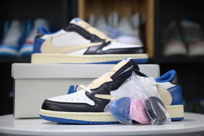 Jordan 1 Retro Low Fragment design Travis Scott