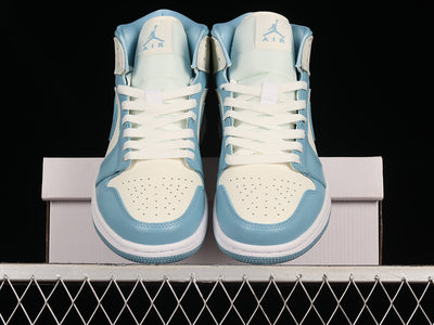 AIR JORDAN 1 MID unc