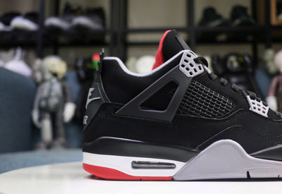 Jordan 4 Retro Bred